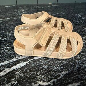 Toddler girls  Little Water Beachy sandal in Golden hour color size 6
